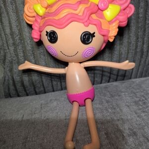 Lalaloopsy Sweetie Candy Ribbon doll.